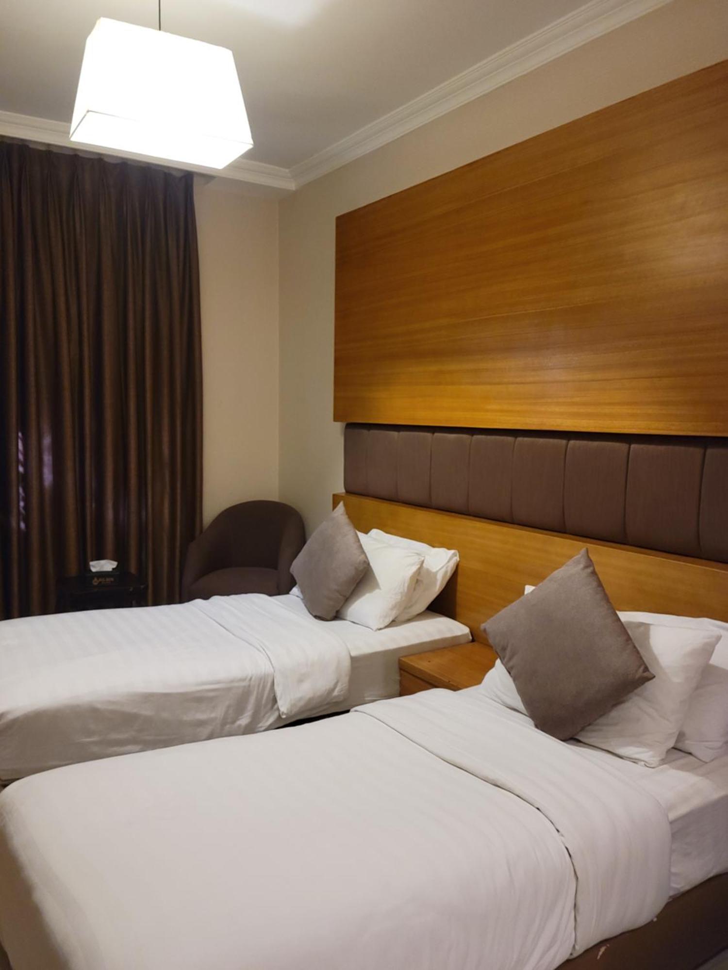 Big Ben Hotel Suites Amman Buitenkant foto
