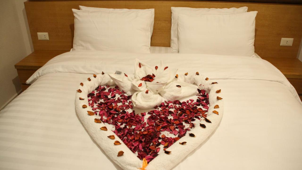 Big Ben Hotel Suites Amman Buitenkant foto